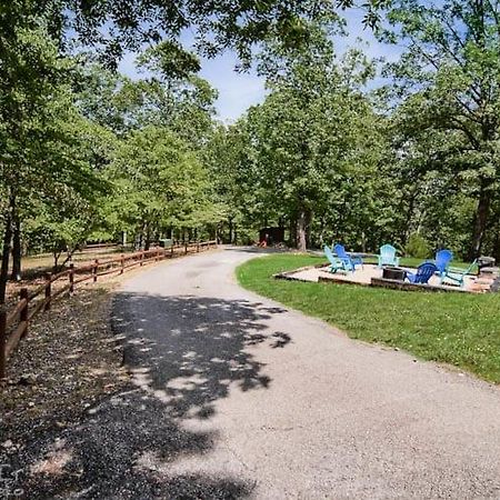Secluded Cabin In The Woods! 1 Story Villa Eureka Springs Exterior photo